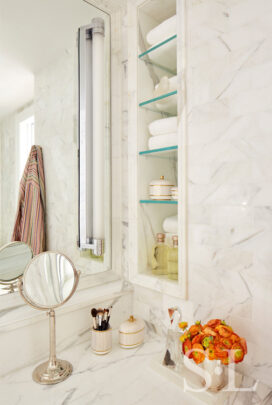 Fifth Avenue Pied-à-Terre bathroom detail of shelving and lighting