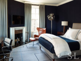 Guest bedroom in blue and grey