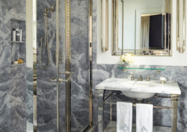 Guest bathroom with Italian marble