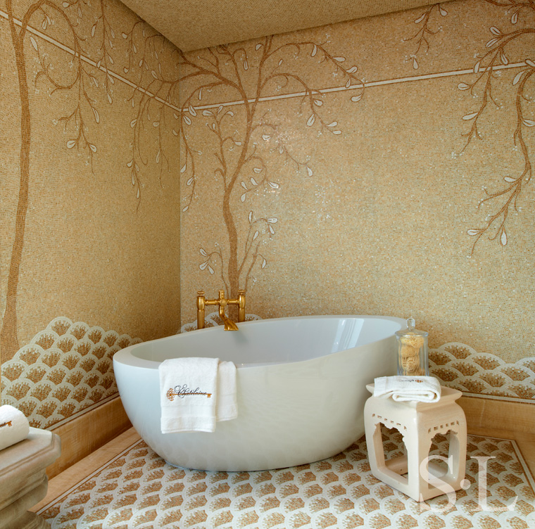 Chicago skyline penthouse wet room detail with honey onyx mosaic and large soaking tub