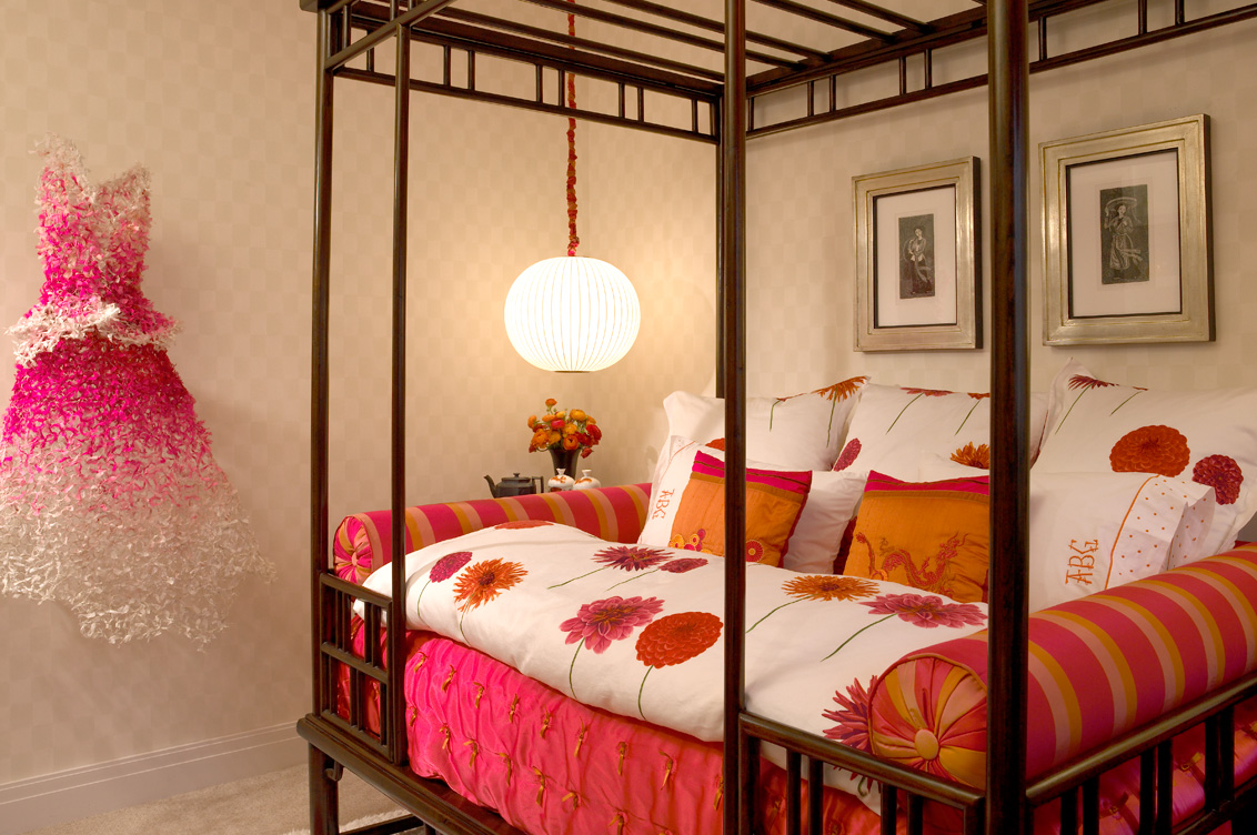 Chicago townhome daughter's bedroom a custom built daybed