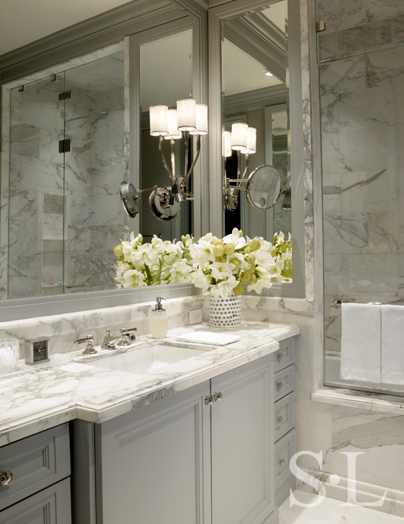 Chicago townhome bathroom in grey and white
