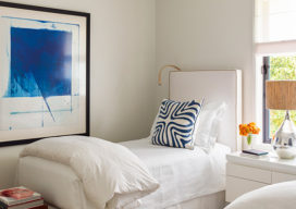 Light and bright guest bedroom in North Palm Beach golf cottage