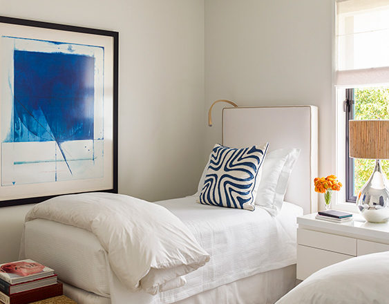 Light and bright guest bedroom in North Palm Beach golf cottage