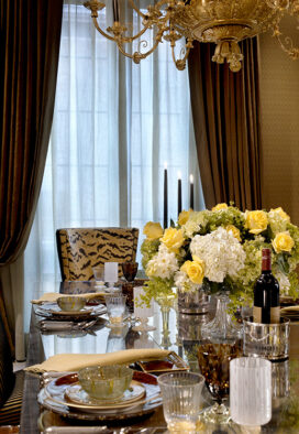 Detail view in dining room of Chicago Lincoln Park residence
