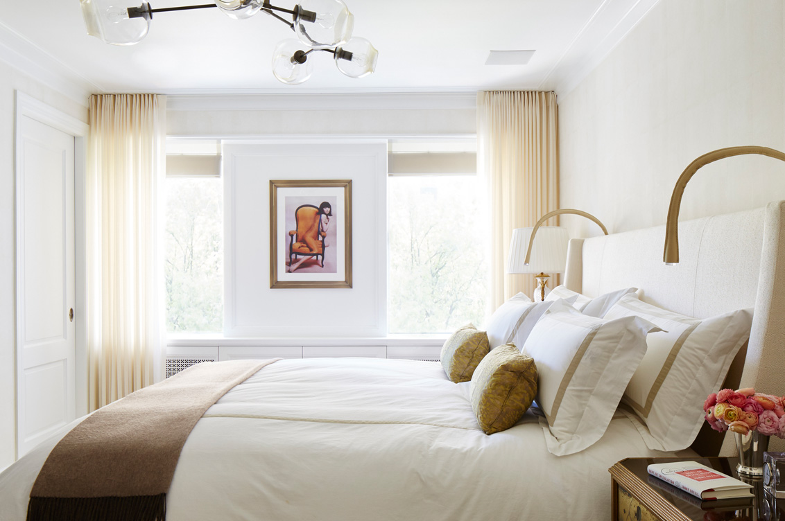 Fifth Avenue Pied-à-Terre bedroom in neutral tones