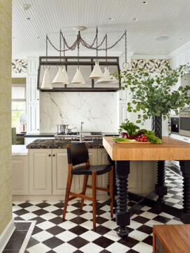 Oak Park Landmark Residence kitchen with light fixture from BDDW