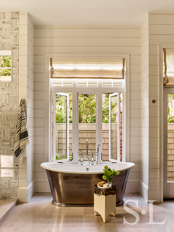 Bathroom of vacation residence on Hilton Head Island with soaking tub from Waterworks