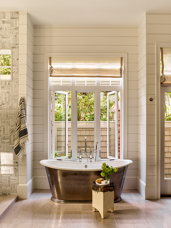 Bathroom of vacation residence on Hilton Head Island with soaking tub from Waterworks