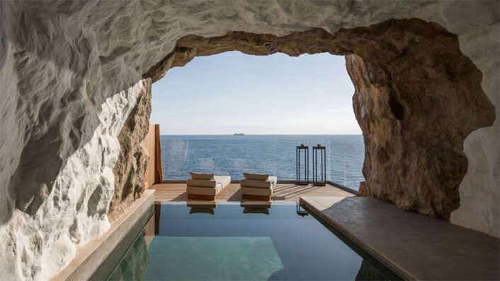 ACRO Suites in Crete private suite view