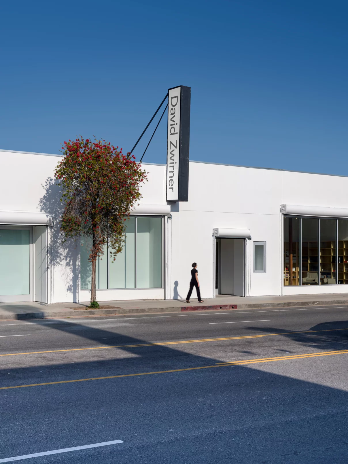 David Zwirner's Los Angeles gallery on Western Avenue.